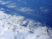 Über Südnorwegen, in der Bildmitte der Byglandsfjorden